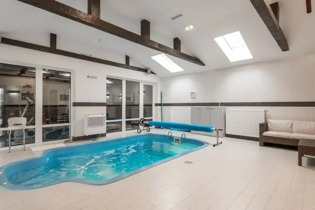Pool Cleaning